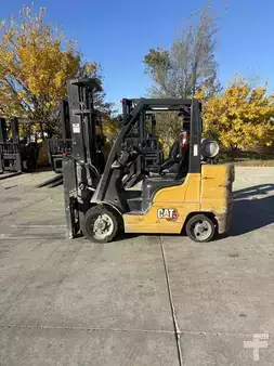 Montacargas GLP 2020  CAT Lift Trucks 2C8000-SWB (1)