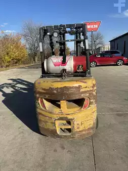 Montacargas GLP 2020  CAT Lift Trucks 2C8000-SWB (3)