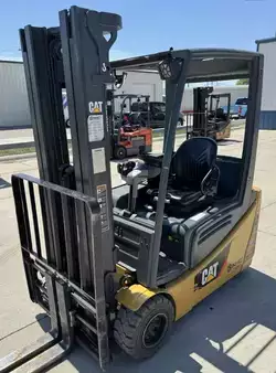 4-Wheel Electric 2016  CAT Lift Trucks 2ET4000 (3)