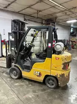Montacargas GLP 2020  CAT Lift Trucks 2C8000-SWB (1)