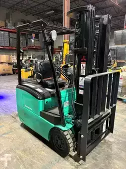 4-Wheel Electric 2014  Mitsubishi FB16PNT (12)