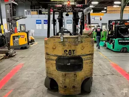 Propane Forklifts 2017  CAT Lift Trucks GC40KSTR (2)
