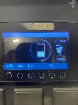 Montacargas Retráctil 2018  Jungheinrich ETR340A (23)