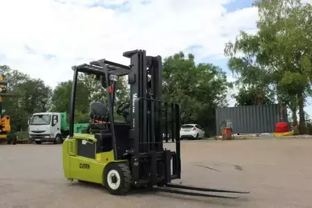 Eléctrica de 4 ruedas 2024  Clark GTX16 (1)