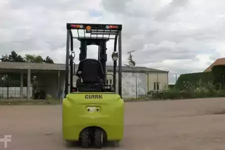 Eléctrica de 4 ruedas 2024  Clark GTX16 (7)