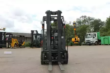 Eléctrica de 4 ruedas 2024  Clark GTX16 (9)