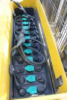 Stoccatori uomo a piedi 2011  Yale MS14AC (6)