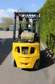 Gázüzemű targoncák 2017  Yale GLP16VX (8)