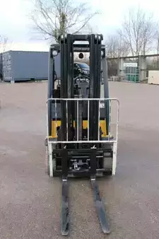 Gázüzemű targoncák 2017  Yale GLP16VX (5)