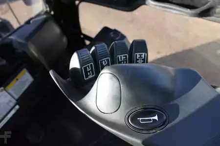 Dieselový VZV 2018  Yale GLC70VX (7)