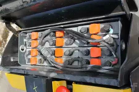 Nízkozdvižný vozík 2017  Yale MP16 (6)