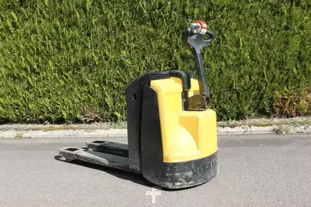 Nízkozdvižný vozík 2017  Yale MP16 (1)