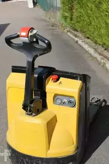 Nízkozdvižný vozík 2017  Yale MP16 (2)