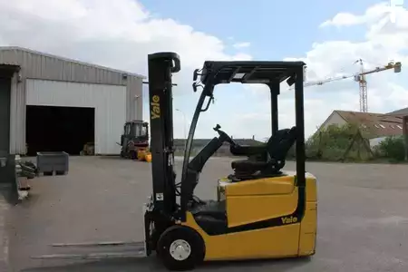 Elektro čtyřkolový VZV 2019  Yale ERP15VC (3)