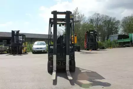 Elektro čtyřkolový VZV 2019  Yale ERP15VC (7)