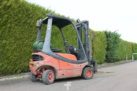 Treibgasstapler 1994  Fenwick H12T (4)