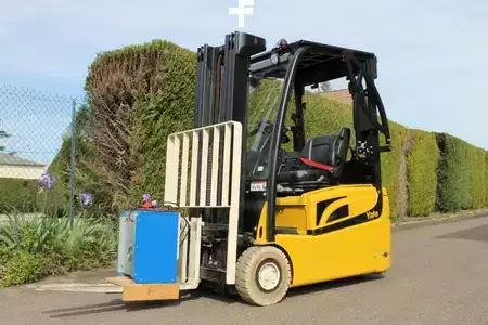 Elektro čtyřkolový VZV 2020  Yale ERP16VT (1)