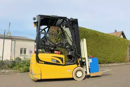 Elektro čtyřkolový VZV 2020  Yale ERP16VT (5)