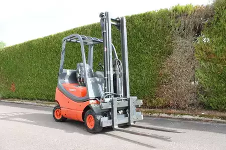 LPG VZV 1994  Fenwick H16T (2)