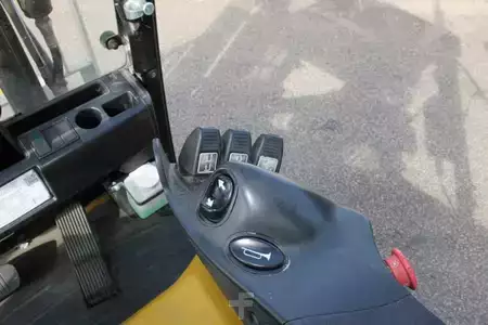 Elektrisk- 4 hjul 2020  Yale ERP16VF (8)