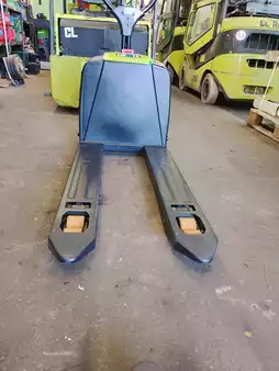 Nízkozdvižný vozík 2024  Clark LWio15 (1)