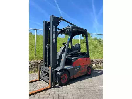 Diesel heftrucks - Linde E16P TPX Freelift Sideshift (1)