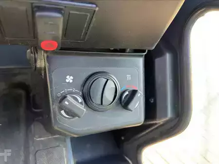 Elektro 4 Rad 2017  Toyota 8FBMT35 1509 uur Inclusief lader (9)