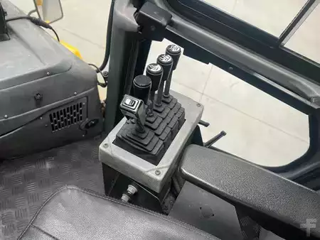 Dízel targoncák 2014  SMV Konecranes SMV16-1200B (10)