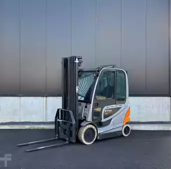 Eléctrica de 4 ruedas 2015  Still RX 60-25 (2)