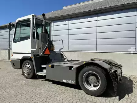 Terminaltraktor 2015  Terberg YT182 4x2 (6)