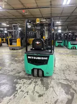 Elektrisk- 4 hjul 2016  Mitsubishi FB18PNT (3)