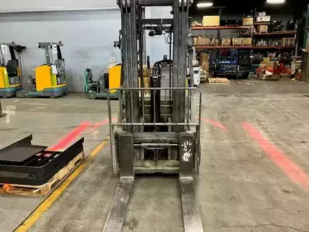 LPG VZV 2019  CAT Lift Trucks GC40KSTR (12)