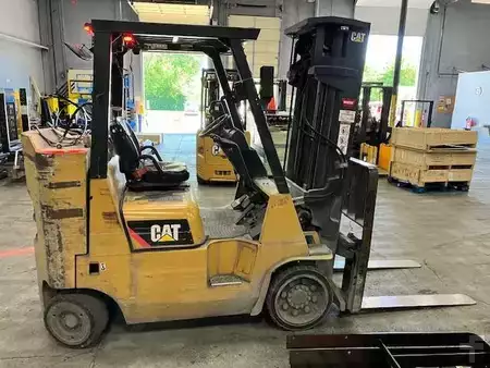 LPG VZV 2019  CAT Lift Trucks GC40KSTR (25)