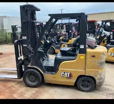 LPG VZV 2020  CAT Lift Trucks 2C8000-SWB (1)