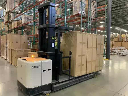 Vertikální vychystávací vozík 2020  Crown SP3580F-15 (20)