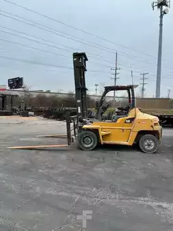 Empilhador diesel 2015  CAT Lift Trucks DP70N (31)