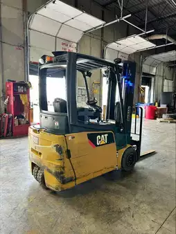 Electric - 4 wheels 2016  CAT Lift Trucks 2ET4000 (31)