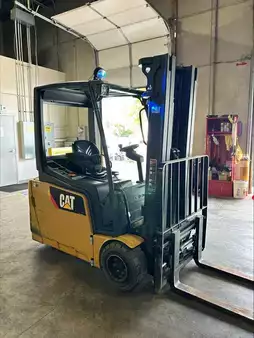 Electric - 4 wheels 2016  CAT Lift Trucks 2ET4000 (32)