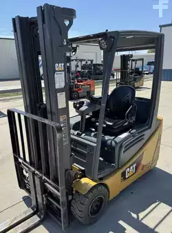 Elektromos 4 kerekű 2016  CAT Lift Trucks 2ET4000 (6)