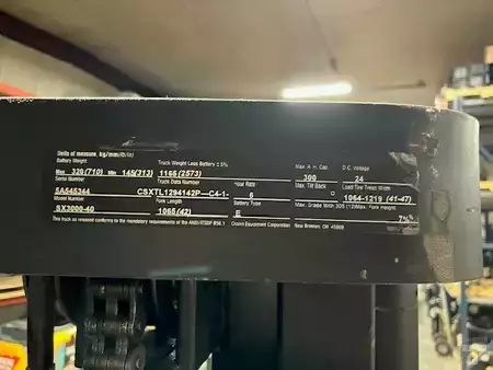 Apilador eléctrico 2016  Crown SX3000-40 (2)