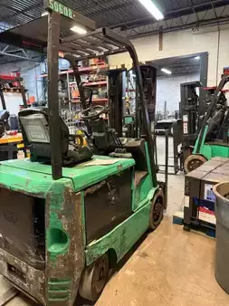 Elektro čtyřkolový VZV 2016  Mitsubishi FBC25N (2)