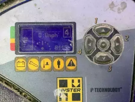 Elektryczne 4-kołowe 2019  Hyster E40HSD3 (2)