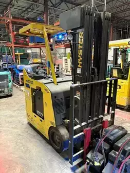Elektryczne 4-kołowe 2019  Hyster E40HSD3 (3)