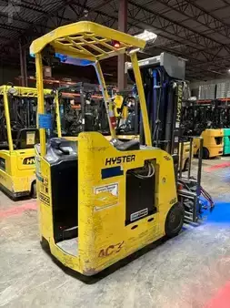 Elektryczne 4-kołowe 2019  Hyster E40HSD3 (4)