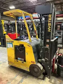 Elektryczne 4-kołowe 2019  Hyster E40HSD3 (2)
