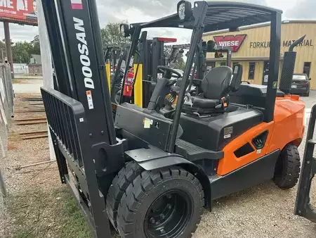 El Truck - 4-hjul 2023  Doosan D45S-9 (16)
