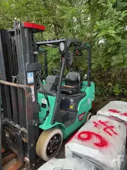Carretilla elevadora GLP 2018  Mitsubishi FGC25N2 (1)