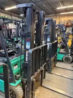 Elektro 4 Rad 2020  Mitsubishi FB16NT (4)