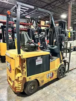 Electric - 4 wheels 2022  CAT Lift Trucks EC25N (18)