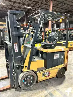 Electric - 4 wheels 2022  CAT Lift Trucks EC25N (19)